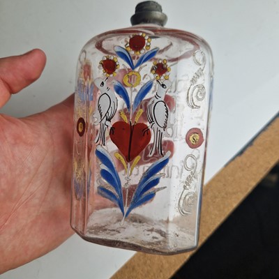 Lot 25 - A collection of Steigel-type glass items