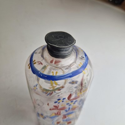 Lot 25 - A collection of Steigel-type glass items