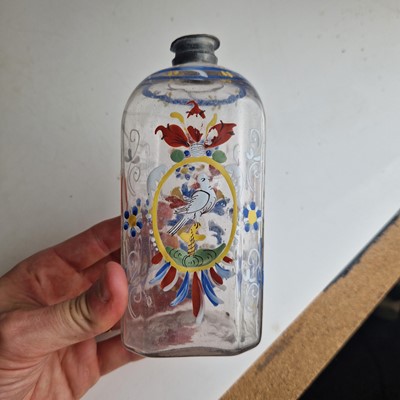 Lot 25 - A collection of Steigel-type glass items