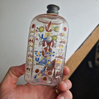 Lot 25 - A collection of Steigel-type glass items