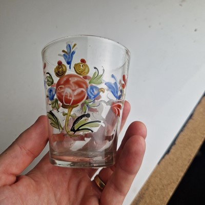 Lot 25 - A collection of Steigel-type glass items