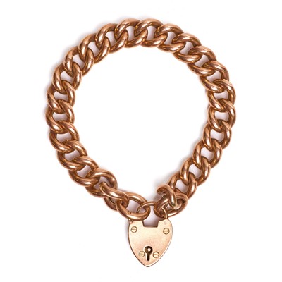 Lot 343 - A 9ct gold curb link bracelet