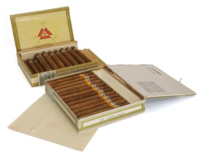 Lot 370 - Two boxes of Habano cigars