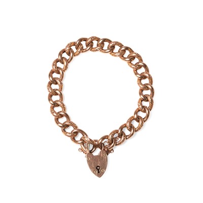 Lot 342 - An Edwardian curb link bracelet