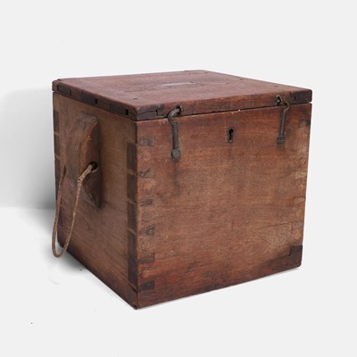 Lot 249 - Military interest: a rare Gatling gun drum ammunition box