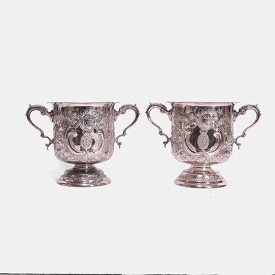 Lot 171 - A pair of Cruft's Dog Show presentation-plated wine coolers