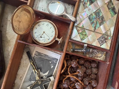 Lot 8 - A vampire slaying kit