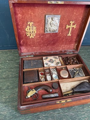 Lot 8 - A vampire slaying kit