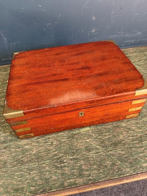 Lot 8 - A vampire slaying kit