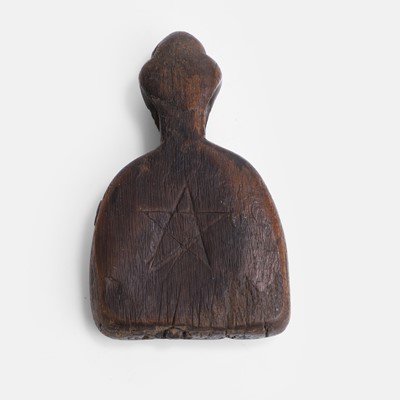 Lot 2 - An oak animal charm