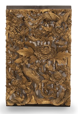 Lot 86 - A Chinese pierced and carved panel
