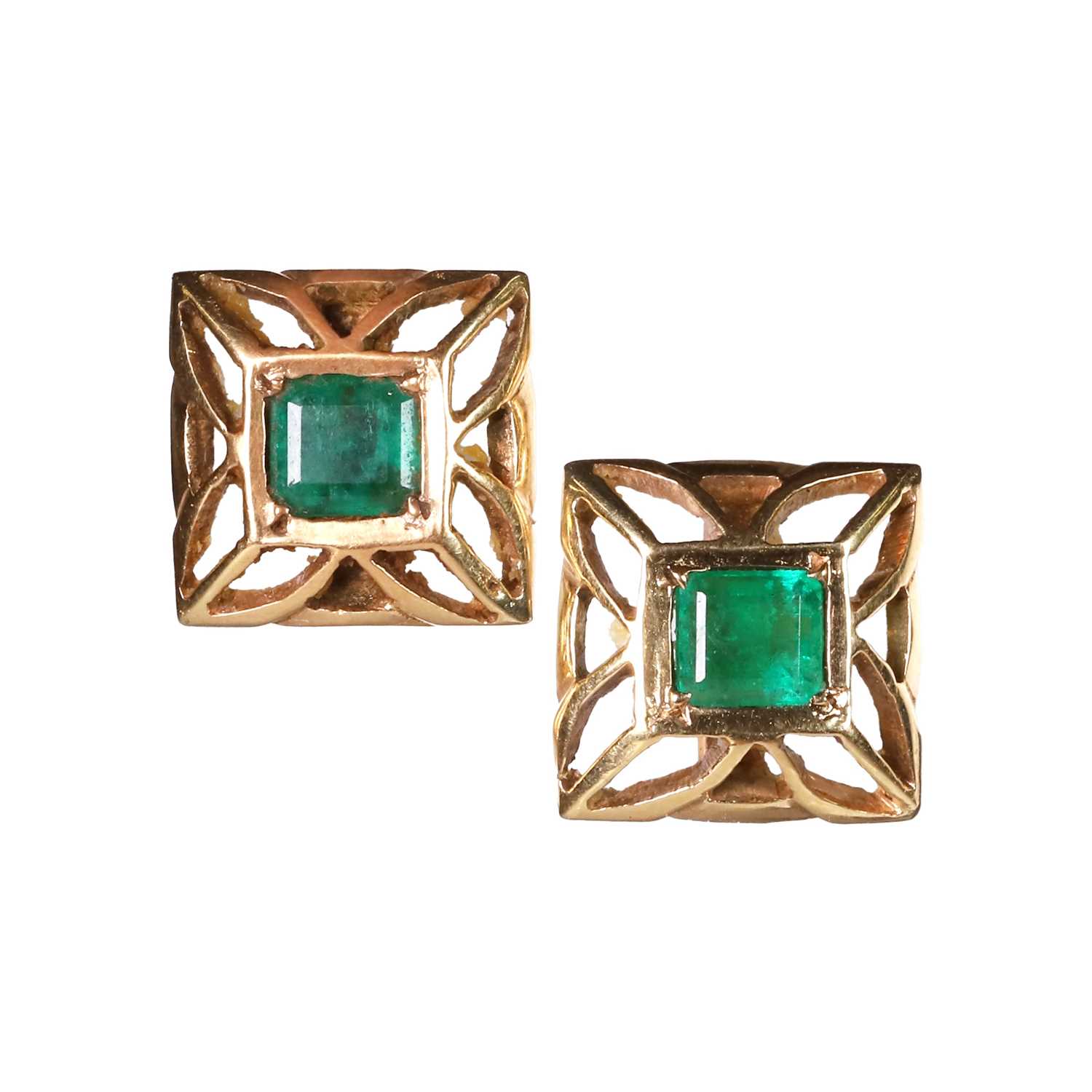 Lot 89 - A pair of emerald set stud earrings