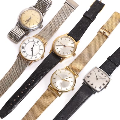 Lot 481 - A group of five vintage mechanical watches