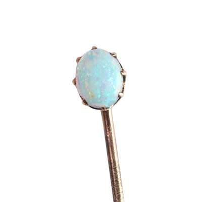 Lot 59 - An opal stick pin