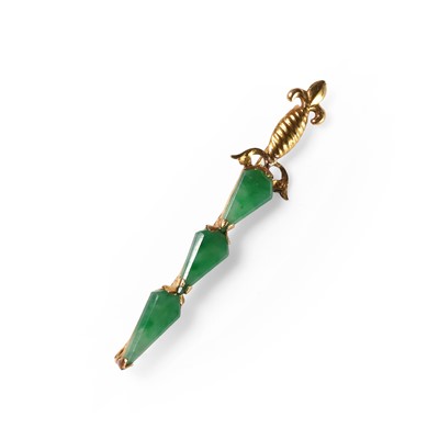 Lot 91 - A jade set sword brooch