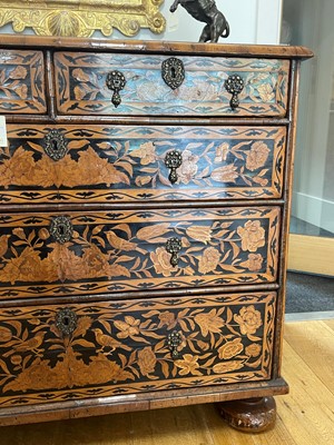Lot 56 - A William and Mary walnut and marquetry chest of drawers
