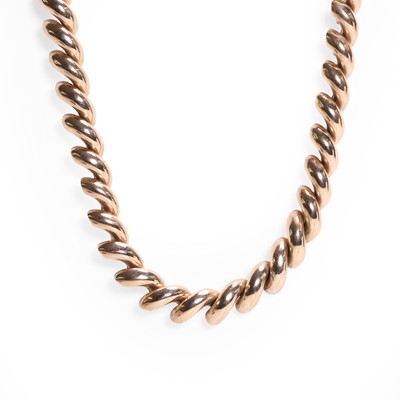 Lot 193 - A 9ct gold necklace