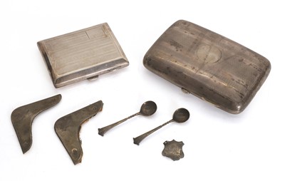 Lot 15 - A silver cigar case