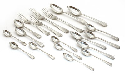 Lot 7 - A harlequin part canteen of silver cutlery