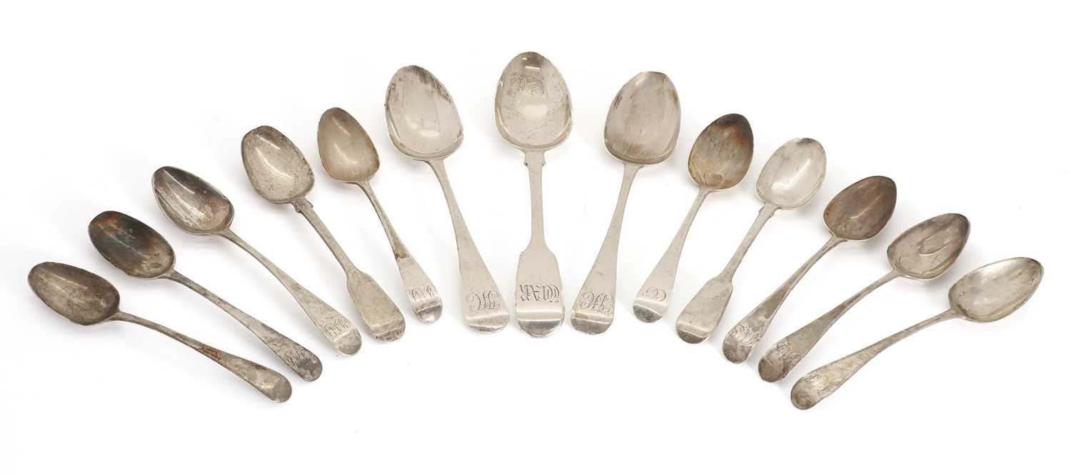 Lot 2 - A collection of silver teaspoons