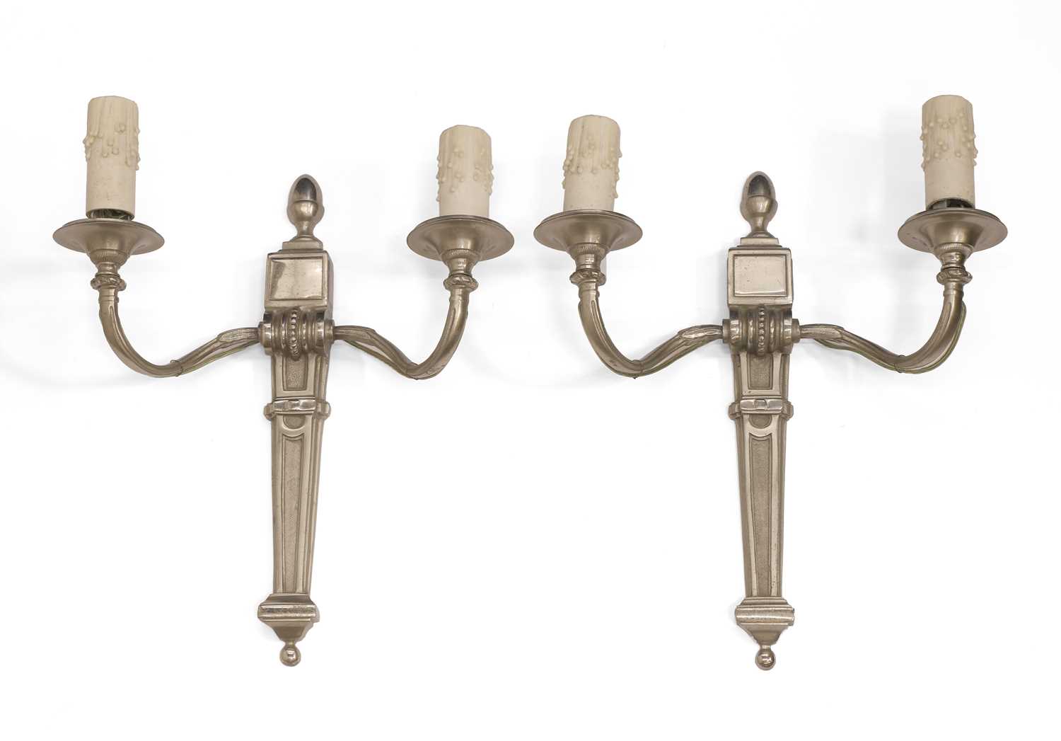 Lot 473 - A pair of Mason Charles wall sconces