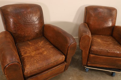 Lot 529 - A pair of leather club armchairs