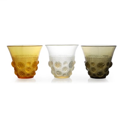 Lot 196 - A group of three Verlys 'Shells' pattern glass vases