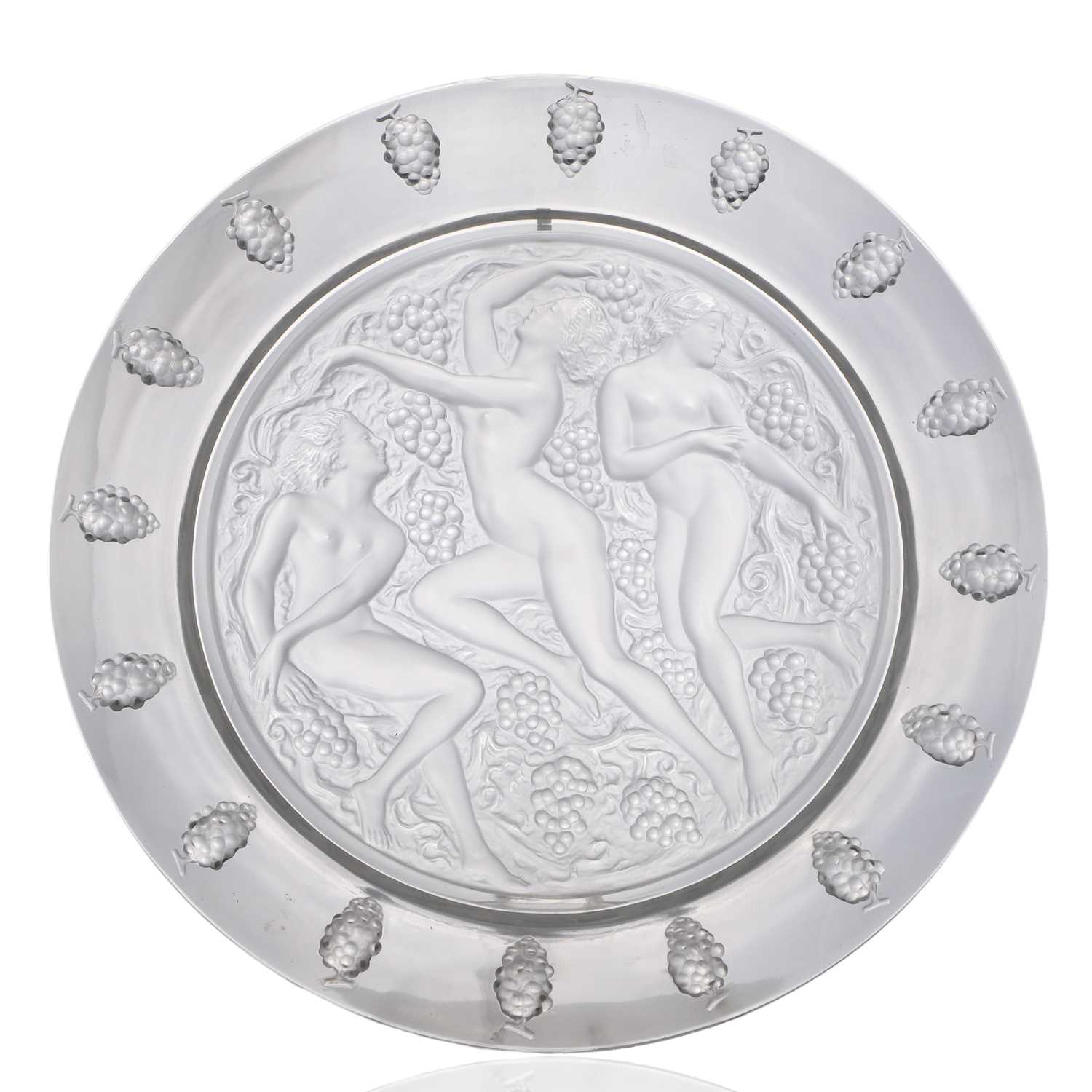 Lot 165 - A Lalique 'Côte d'Or' plate