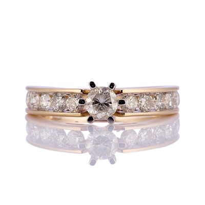 Lot 63 - A 9ct gold diamond single stone ring
