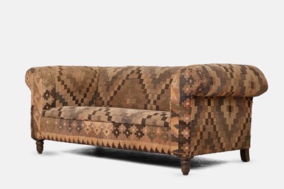 Lot 103 - A Victorian-style chesterfield sofa