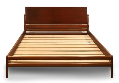 Lot 534 - A Silvio Cavatorta teak double bed