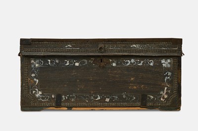 Lot 292 - An export painted leather chest