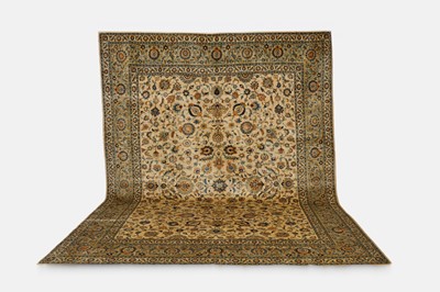 Lot 295 - A Kashan wool carpet