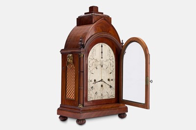 Lot 55 - A George III mahogany bracket clock by Gravell & Tolkien, London