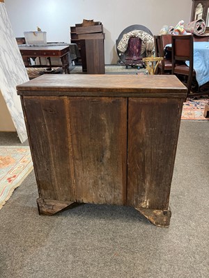 Lot 227 - A George I walnut and feather-banded bachelor's chest