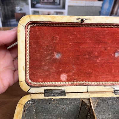 Lot 1 - A George III tortoiseshell, silver and ivory tea caddy