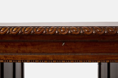 Lot 28 - A William IV mahogany partners' desk in the manner of Gillows