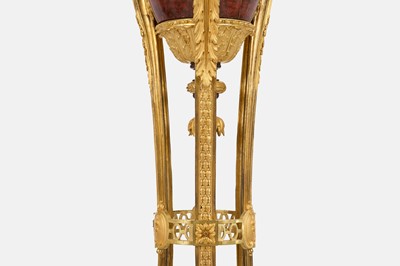 Lot 6 - A Régence-style ormolu and griotte marble jardinière