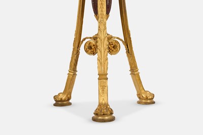 Lot 6 - A Régence-style ormolu and griotte marble jardinière