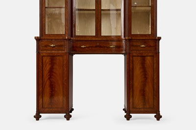 Lot 26 - A Regency mahogany bookcase