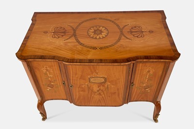 Lot 5 - A George III satinwood, tulipwood and harewood marquetry commode