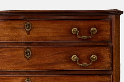 Lot 34 - A George III mahogany dressing chest