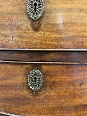 Lot 34 - A George III mahogany dressing chest