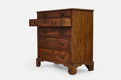 Lot 38 - A George III mahogany chest of drawers