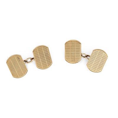 Lot 311 - A pair of 9ct gold cufflinks