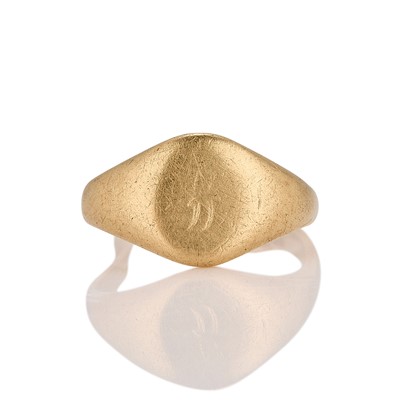 Lot 292 - An 18ct gold ring
