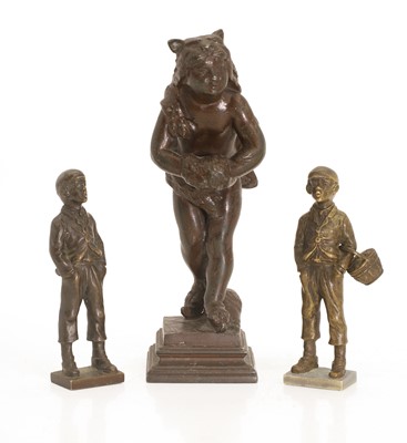 Lot 251 - A pair of Austrian bronze figures