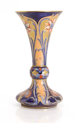 Lot 118 - A Moorcroft Macintyre vase