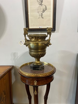 Lot 88 - A pair of neoclassical gilt-bronze urns