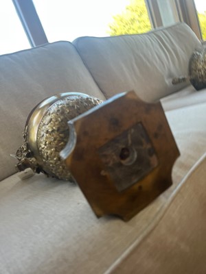 Lot 88 - A pair of neoclassical gilt-bronze urns